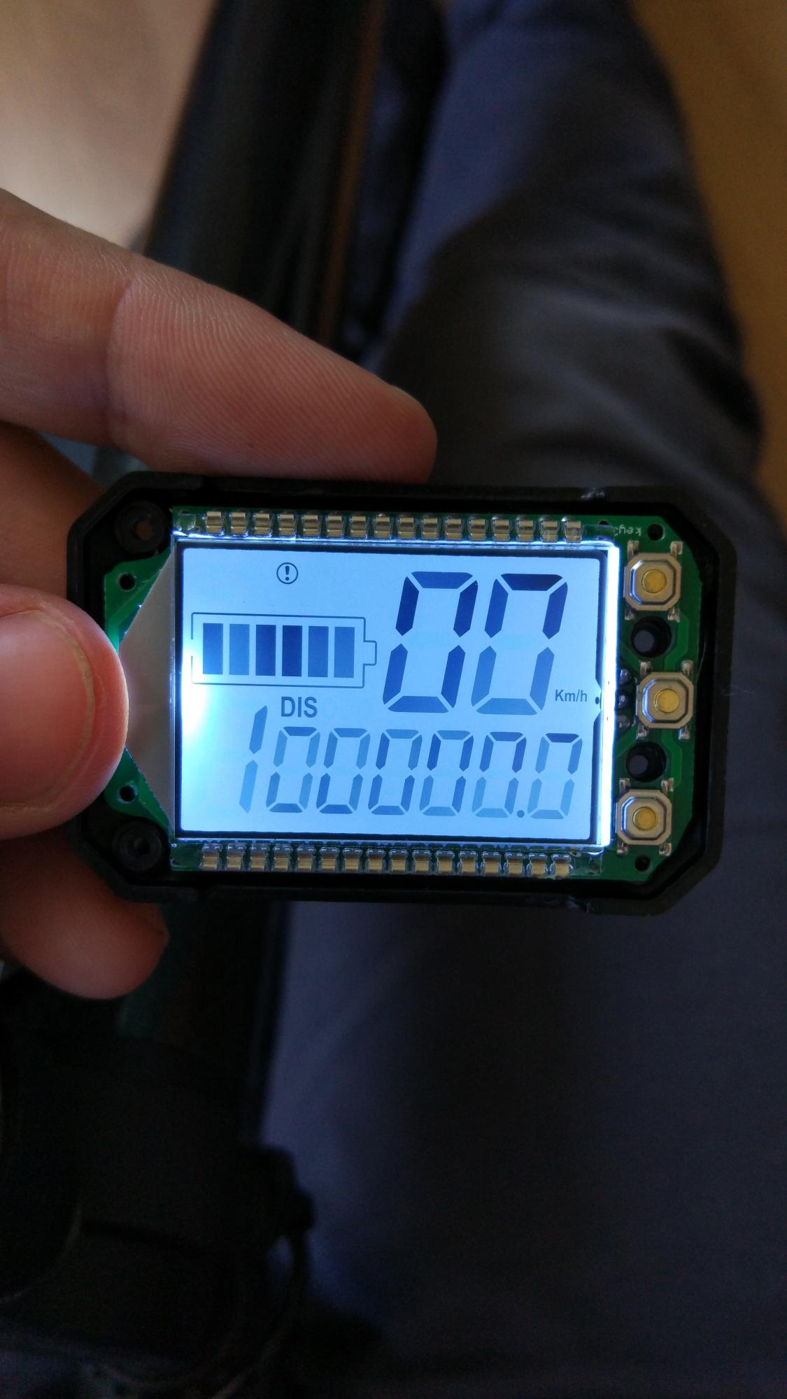 Аккумулятор xiaomi m365. Ошибка xiaomi самокат. Электросамокат не заряжается горит зеленая лампочка. Xiaomi m365 плата контроллер заряда. Транзистор на гироскутер.