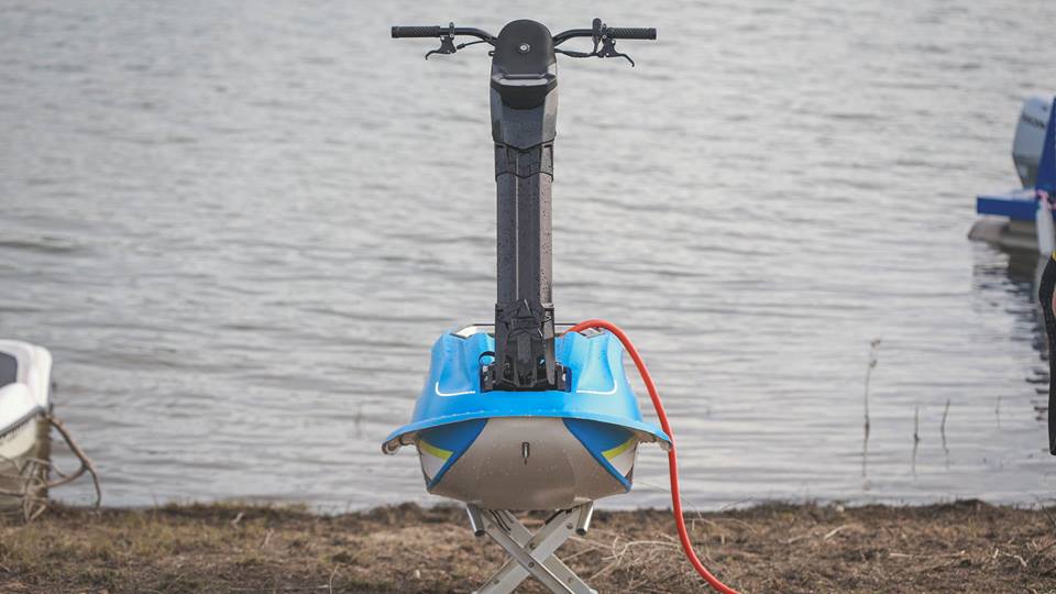 Модульный гидроцикл BOMBOARD