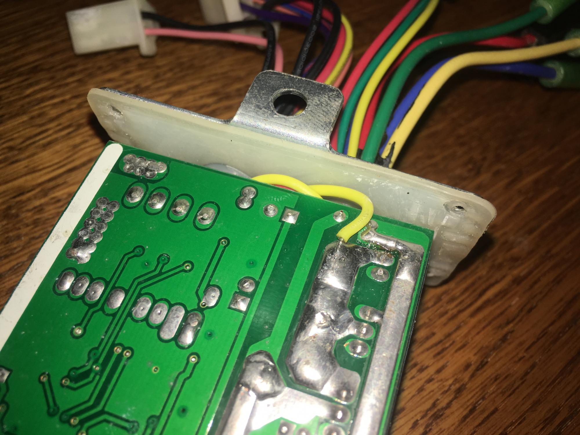 цоколевка выводов китайских контроллеров. - Страница 66